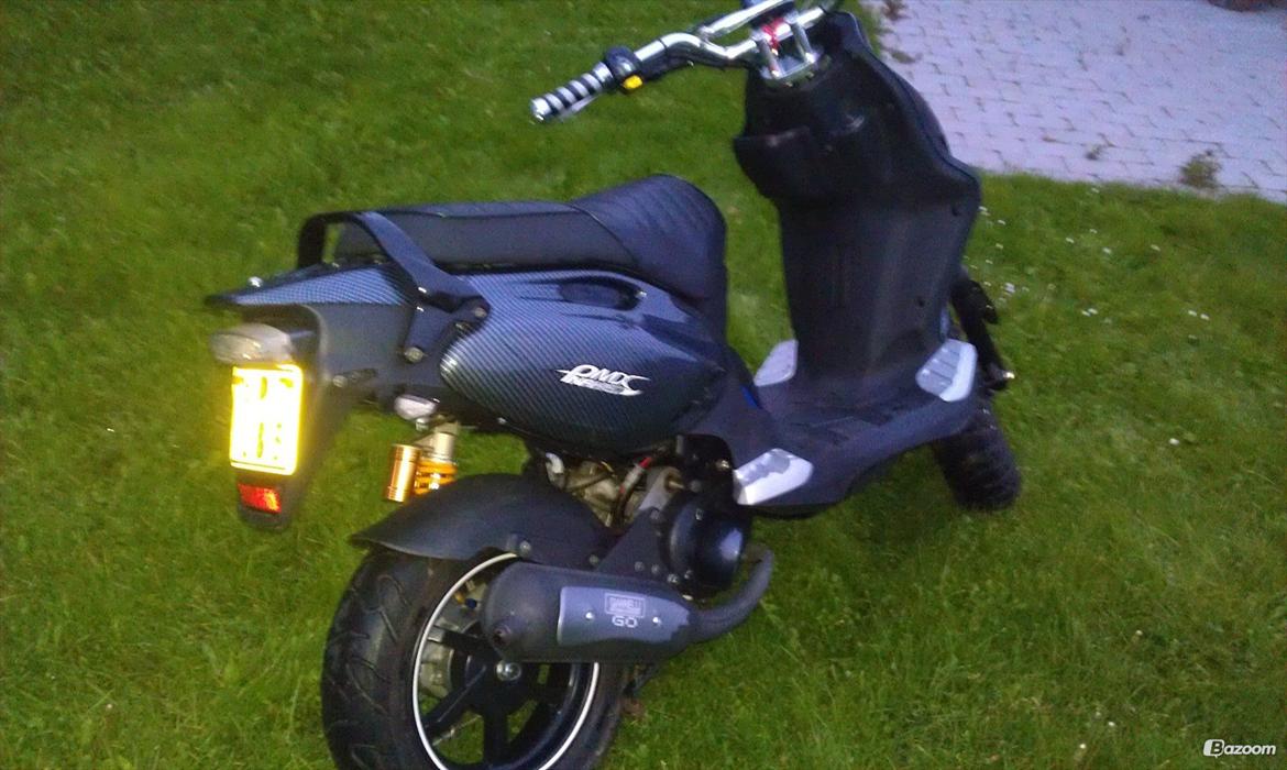 PGO Pmx Naked Carbon billede 6