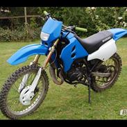 Suzuki Rmx