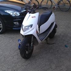 Suzuki estilete (baghjuls maskine)