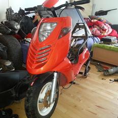 Aprilia sonic lc evo 2