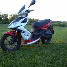 Kymco Super 8