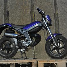 Suzuki Street Magic Original stand