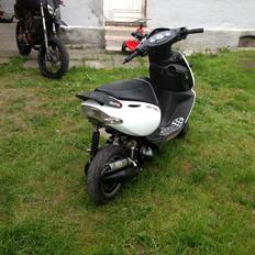 Aprilia sonic