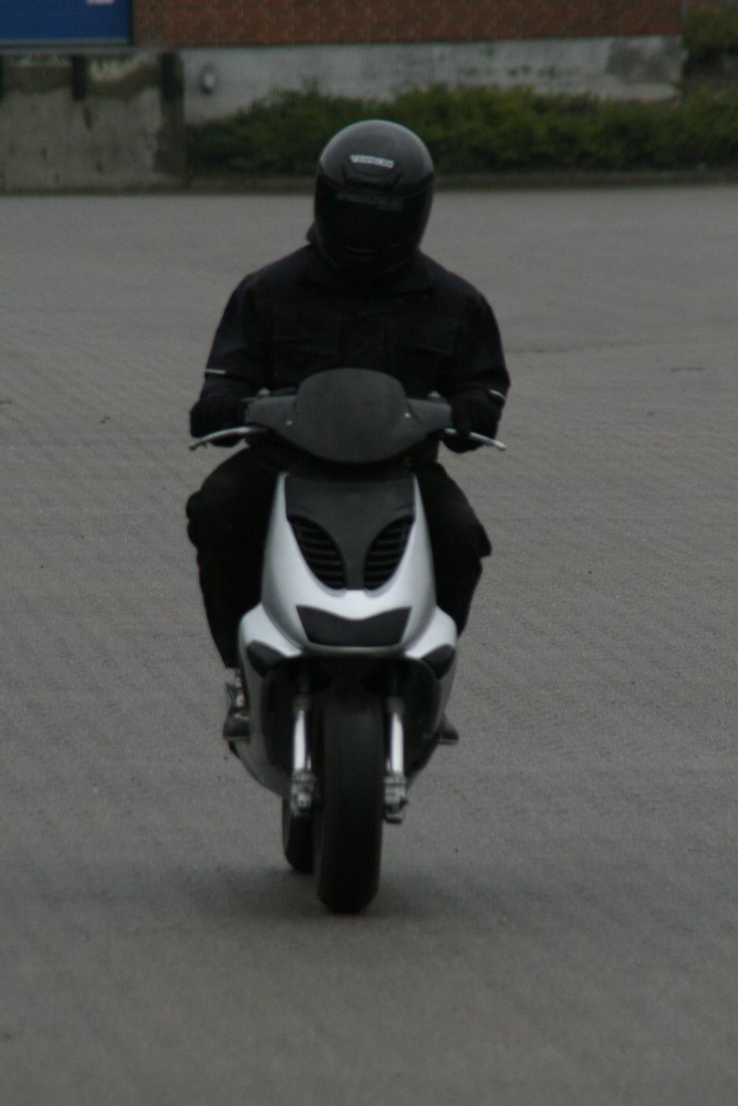 Aprilia SR50 Evo AC billede 9