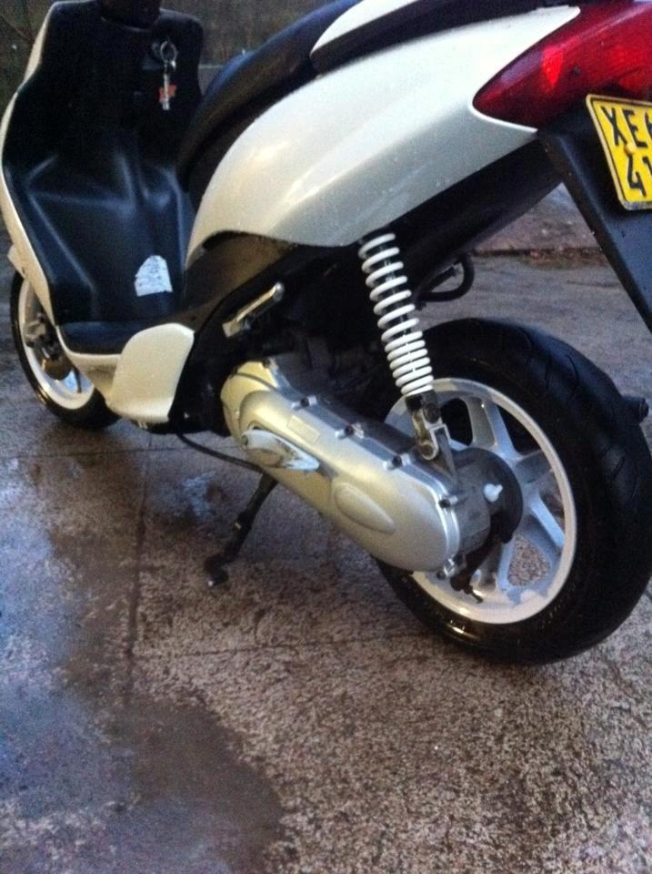 Yamaha jog r billede 3