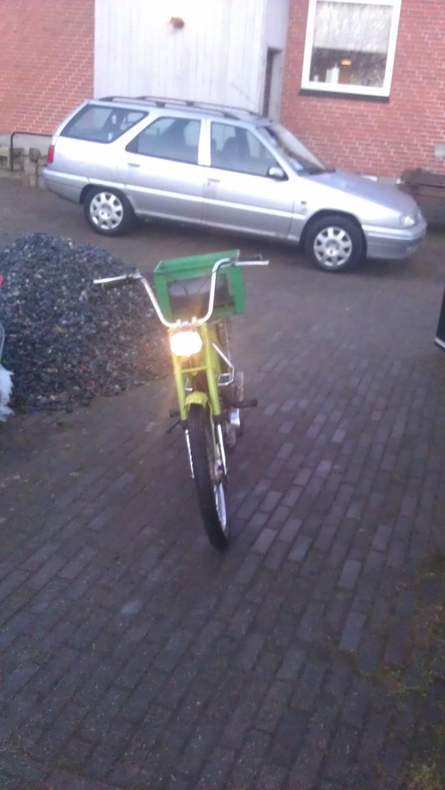 Puch Maxi K (Tidl. knallert) - Hjemme ved farmand :) billede 5