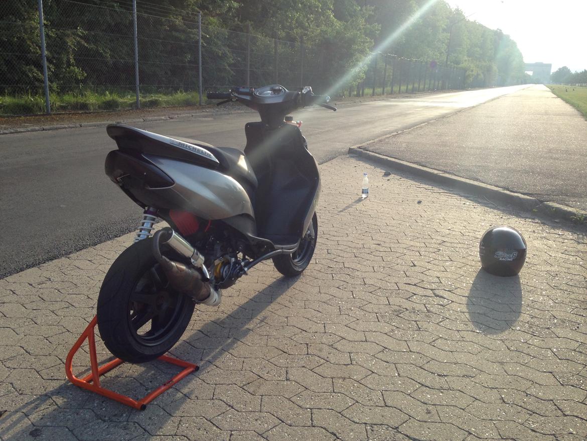 Yamaha Jog RR LC - SOLGT billede 3