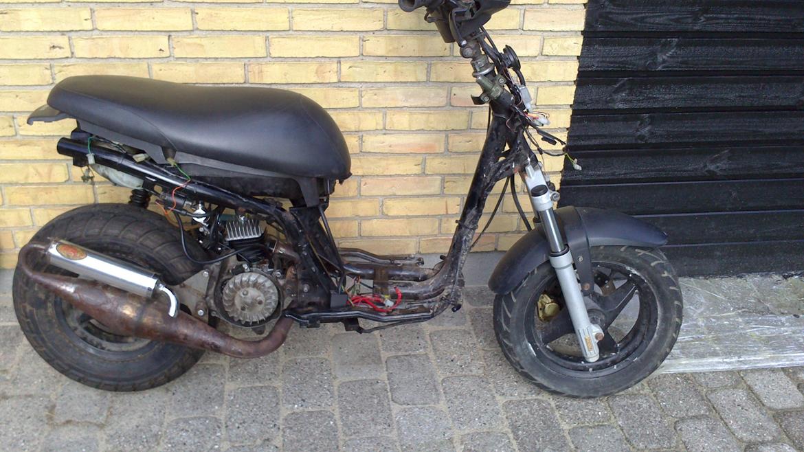 Yamaha Slider/Bws - ny cylinder, benzinhane og tændspole billede 10