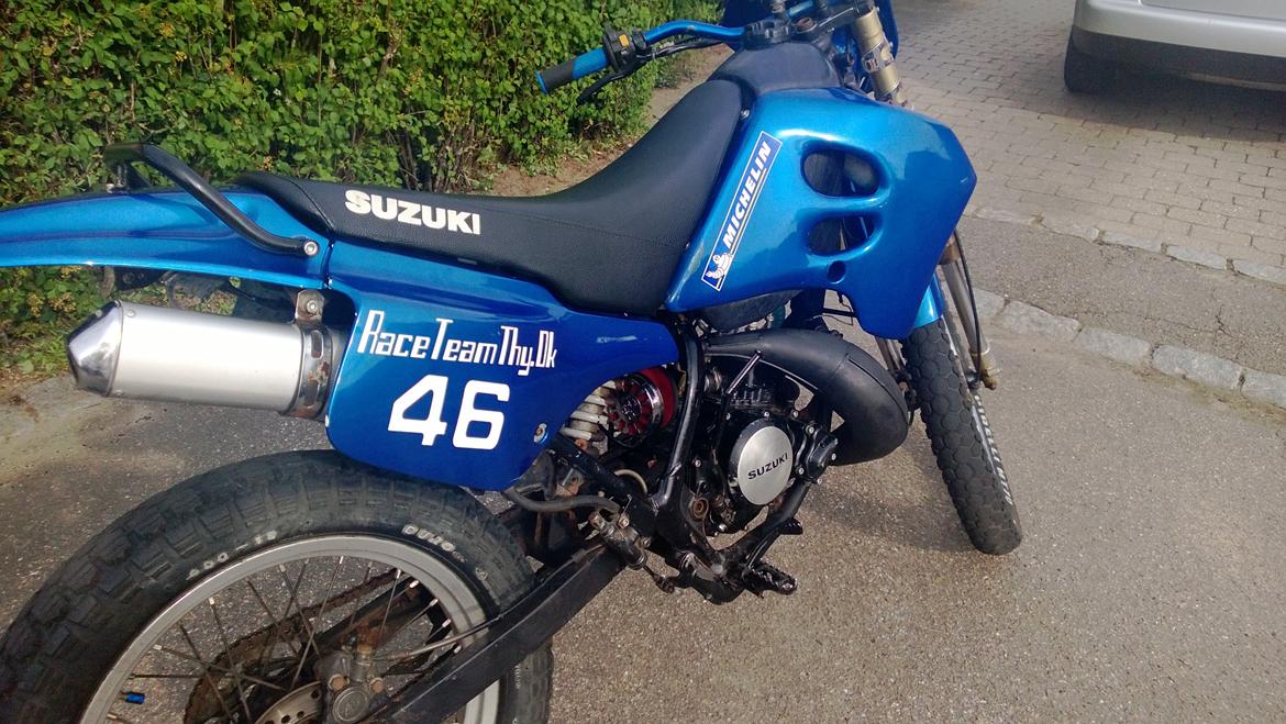 Suzuki RMX billede 9