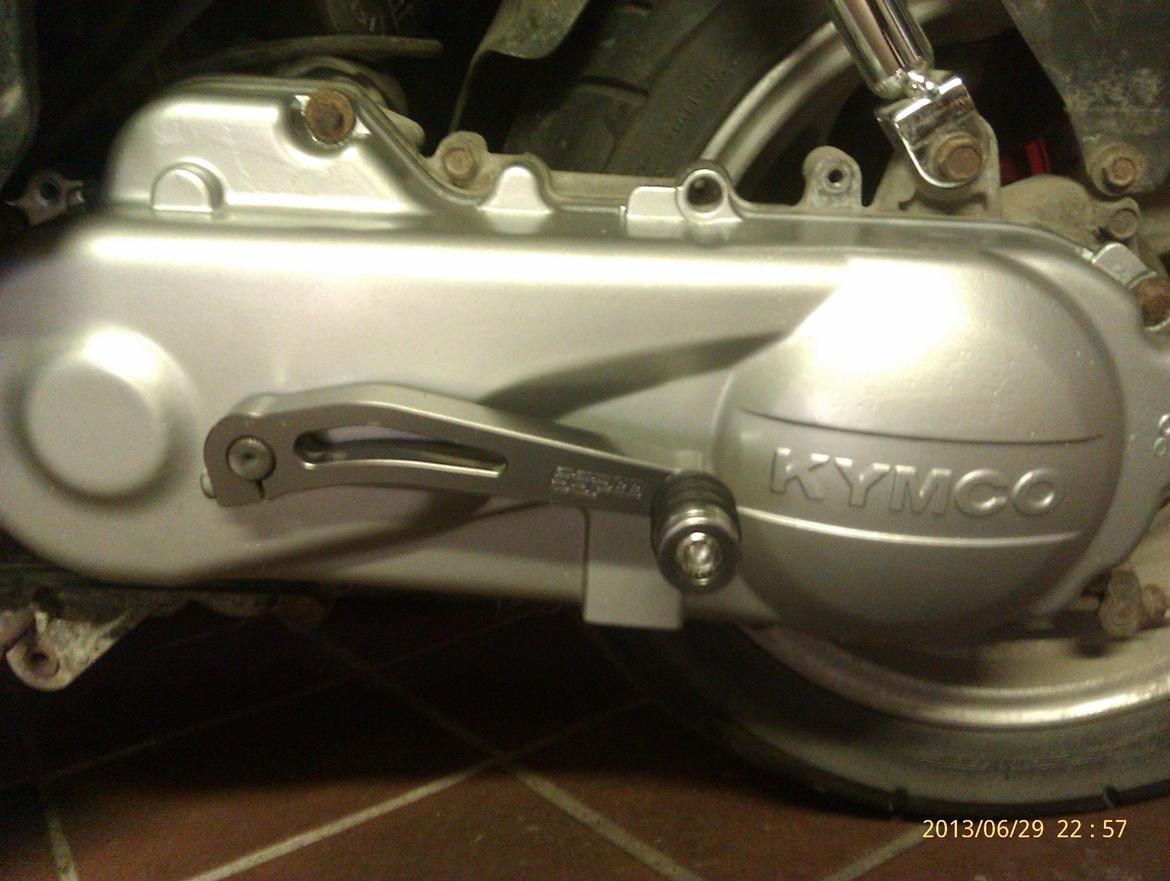 Kymco Agility 50 - Ny malet udstødning billede 15