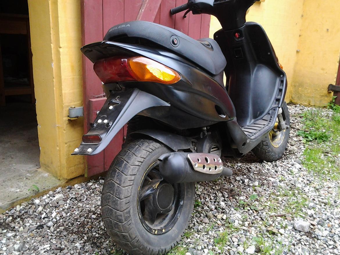 Gilera Stalker solgt for 3500,- - Jeg nåede desværre ikke at vaske den og male fælgene... billede 4