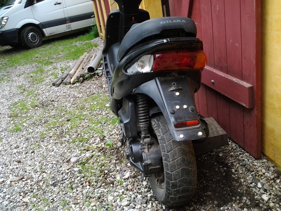 Gilera Stalker solgt for 3500,- - Jeg nåede desværre ikke at vaske den og male fælgene... billede 6