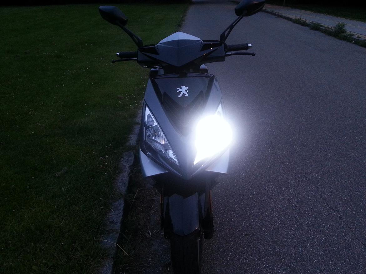 Peugeot Speedfight 3 - LED lys billede 5