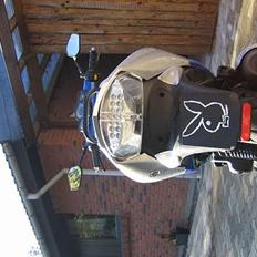Peugeot Speedfight 2{Neonbanden©}
