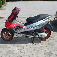 Gilera runner