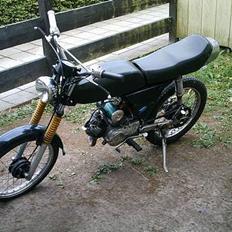 Yamaha 4 gear (solgt)