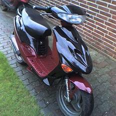 Adly silverfox til salg...