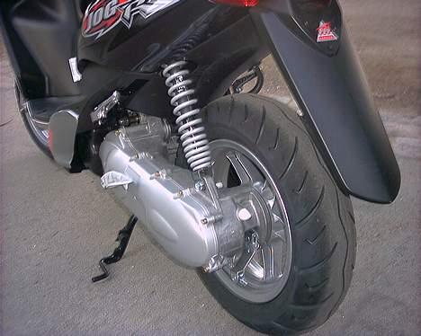 Yamaha Jog R (SOLGT) billede 9