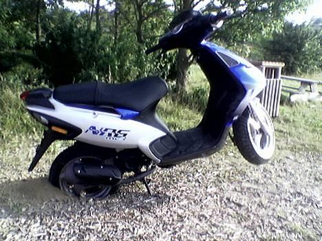 Piaggio Nrg - SOLGT - god koger i jord :) billede 8