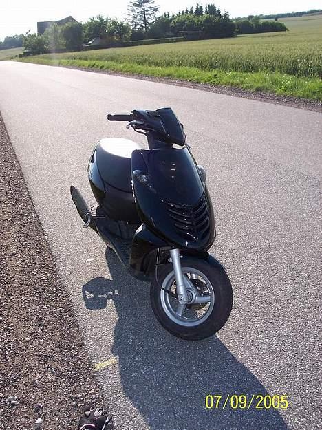 Aprilia Sonic (BYTTET) - Skyggen ser sq lidt syg ud.. :P billede 5