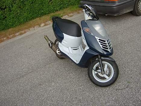 Aprilia sonic gp solgt billede 2