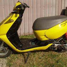 Aprilia Sonic Bumblebee