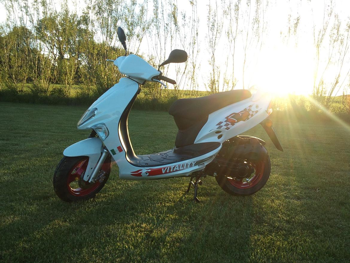 Kymco Vitality 50 billede 1