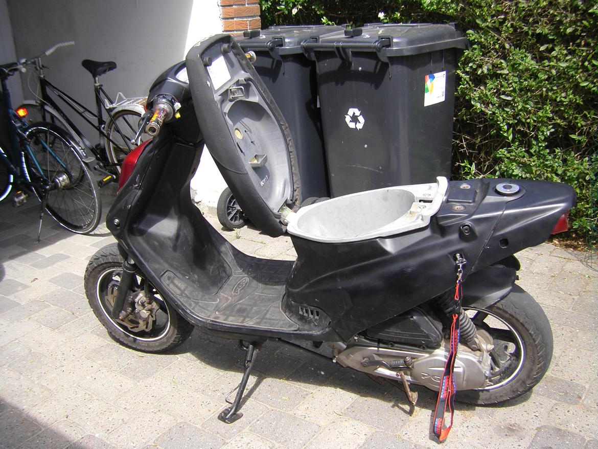 PGO hot 50 SOLGT billede 3