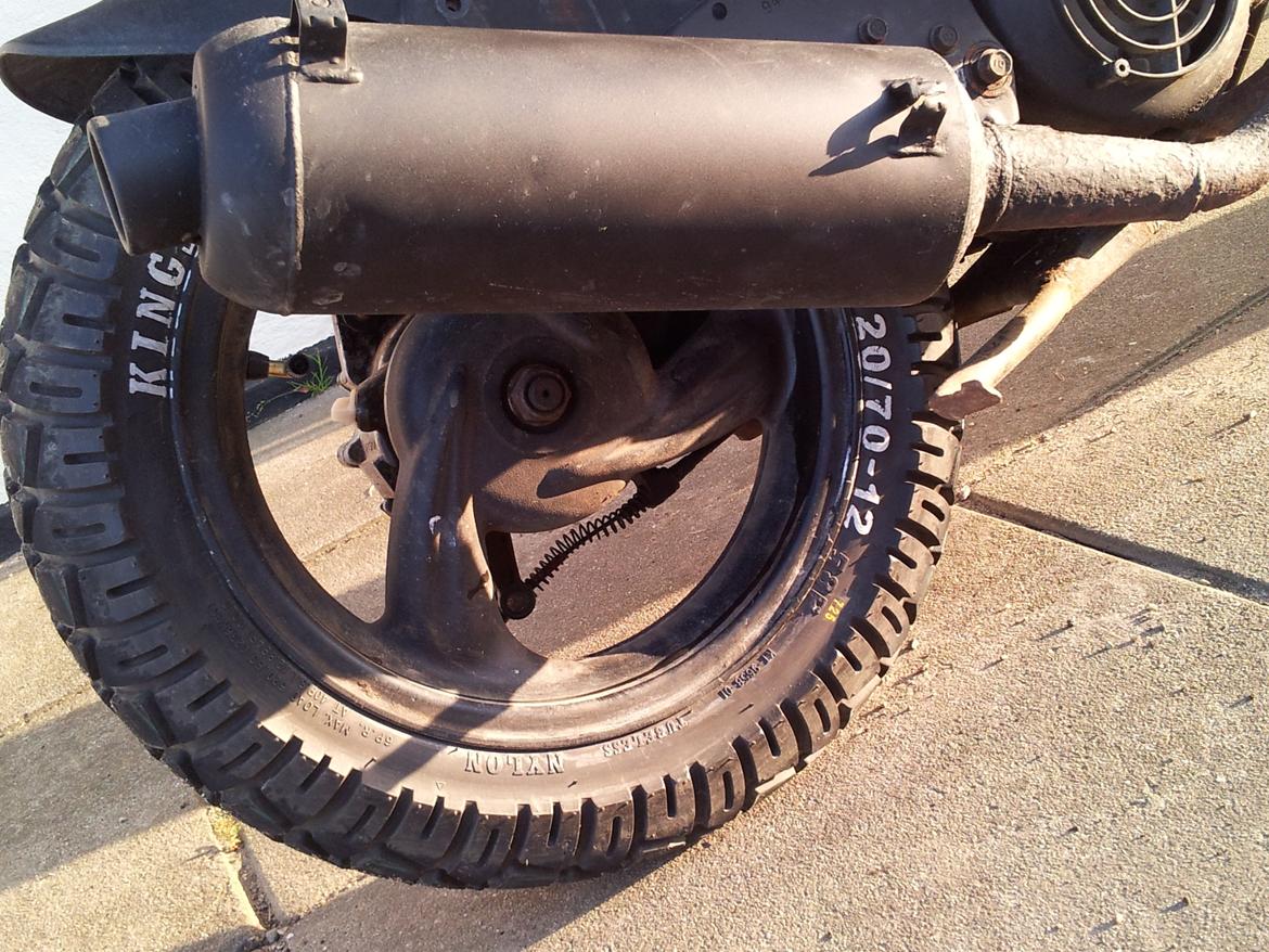 PGO Hot 50 [Tidl.Scooter] - Tegnet dækskrift op billede 6