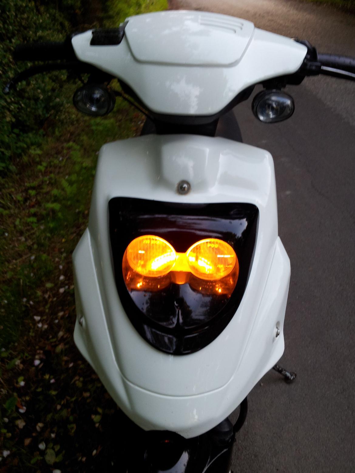 PGO Hot 50 [Tidl.Scooter] - Gult køre lys billede 8