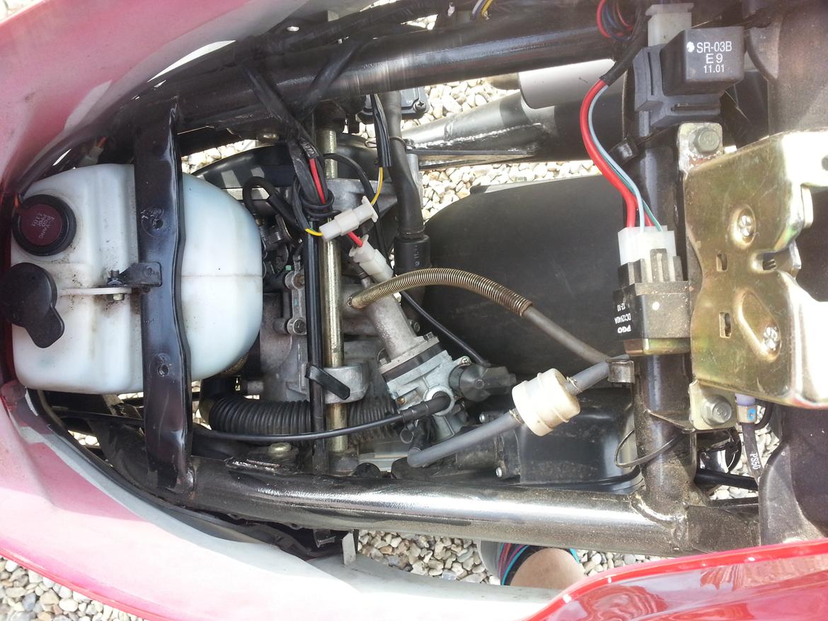 PGO Hot 50 Tornado Solgt for 4500 billede 9