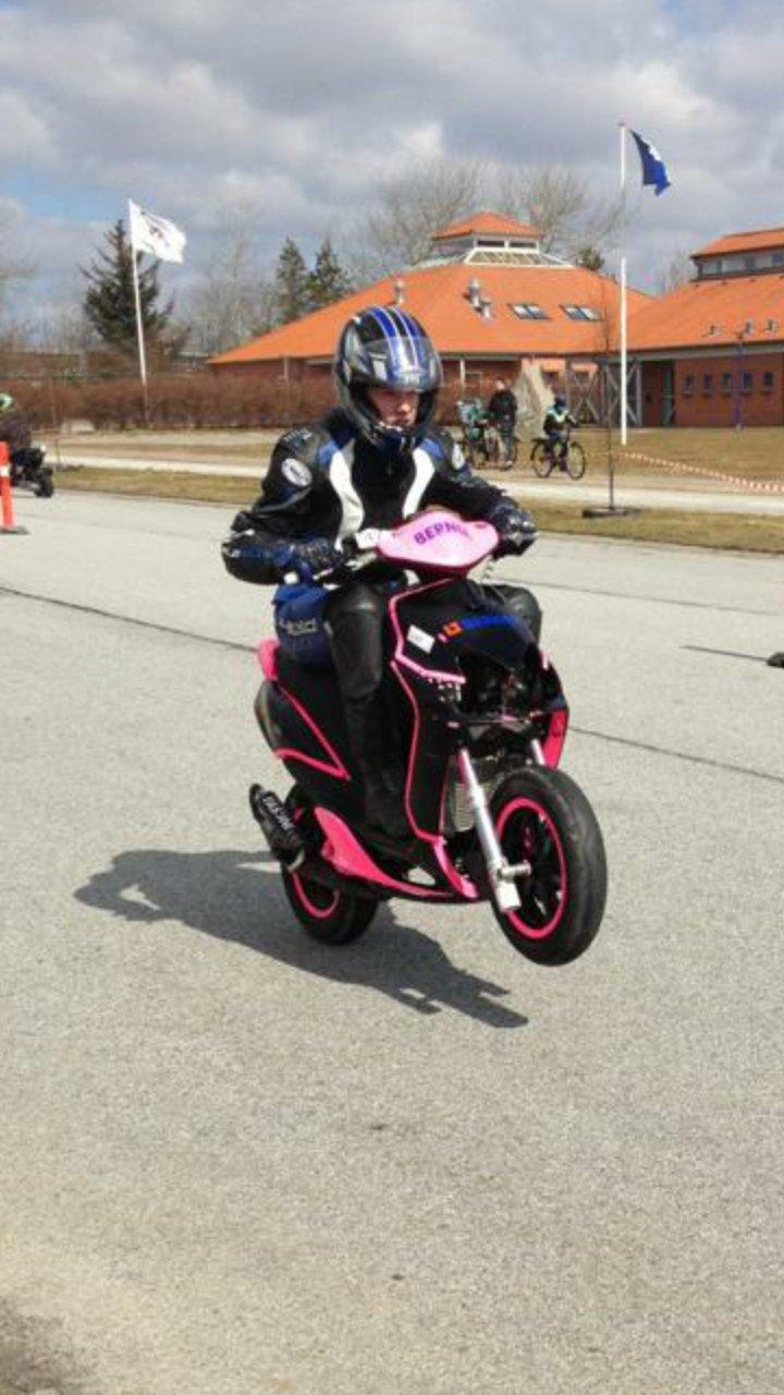 Yamaha Jog R TS F36R - brønderslev træf 2013 billede 15