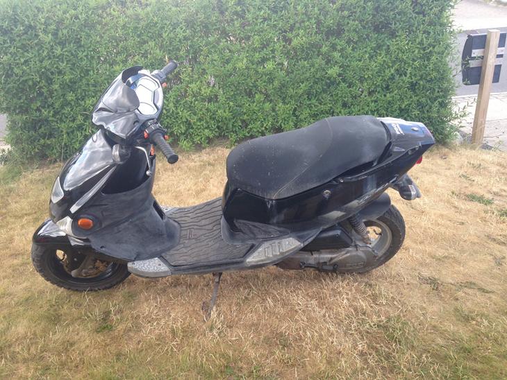 {{currentPhoto.altText}} billede {{currentPhoto.number}}