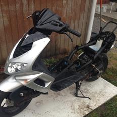 Peugeot Speedfight 2 AC