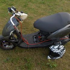 Piaggio New zip LC DD sprinter