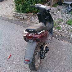 Yamaha Neos