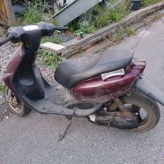 Yamaha Neos