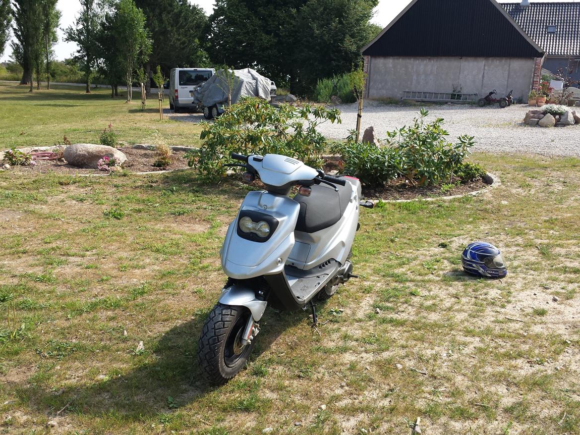 PGO Hot 50 billede 2