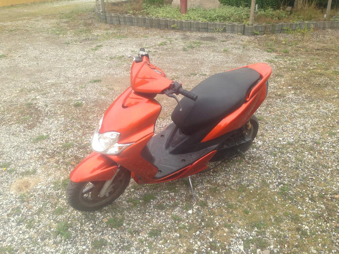 Yamaha Jog r lc billede 1