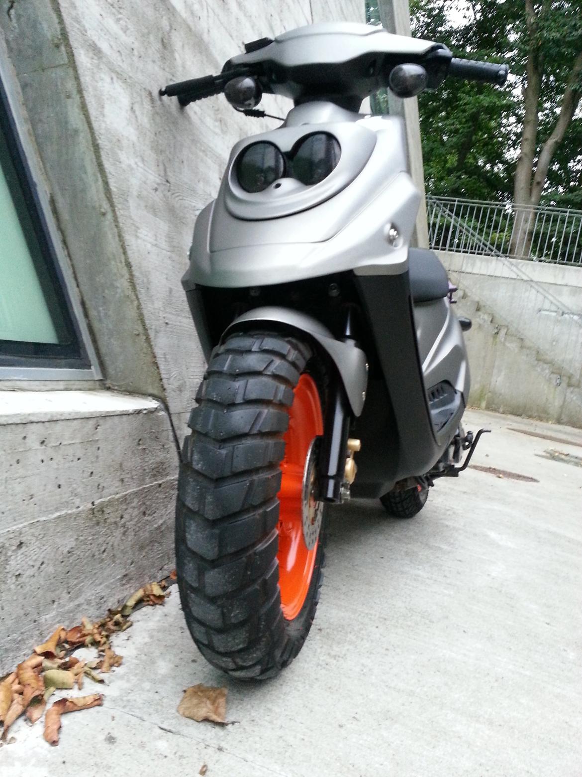 PGO Hot 50 12" billede 6