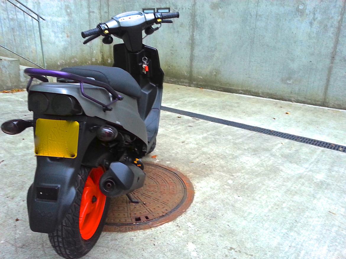 PGO Hot 50 12" billede 8