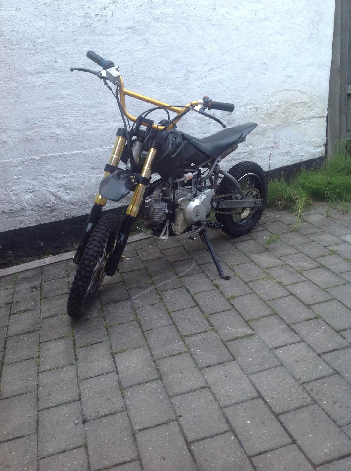 Honda kina 4 takter (honda kopi) billede 2