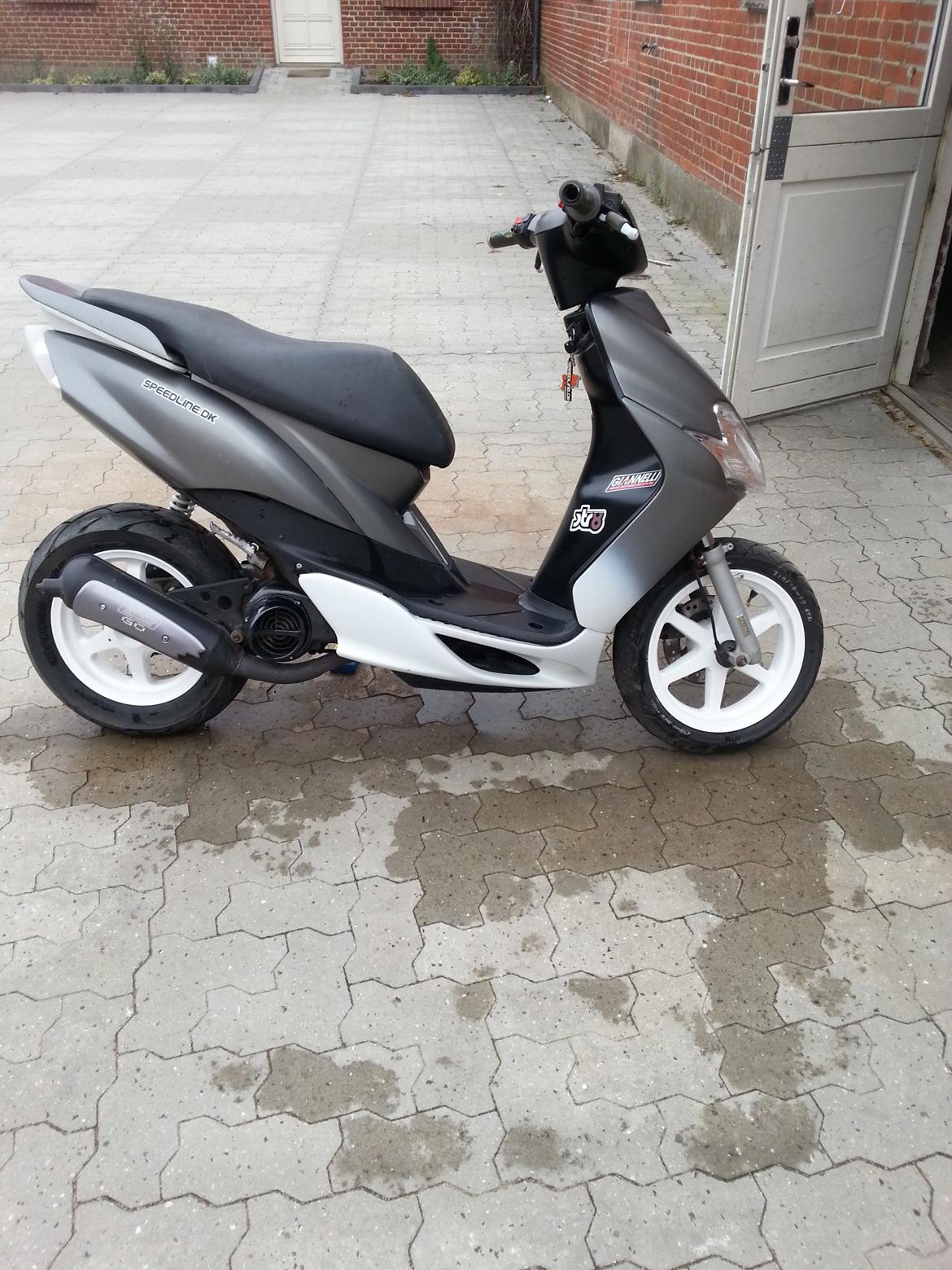 Yamaha Jog r! billede 1