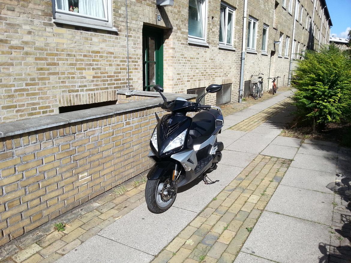 Peugeot Speedfight 3 - Sat sort front skjold på. billede 2