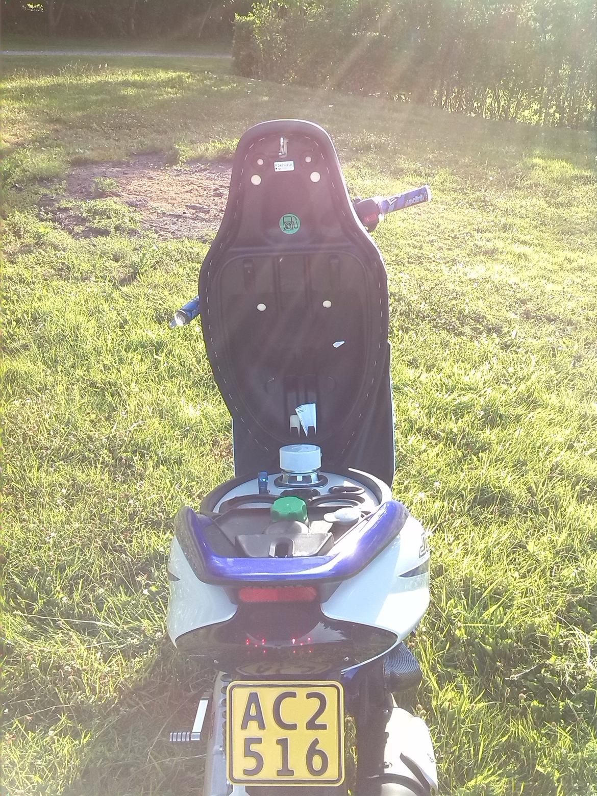 Yamaha jog r - anlæg open  billede 7