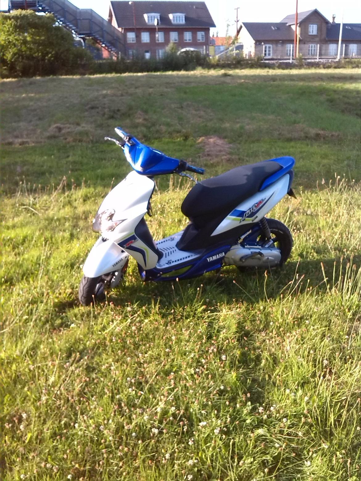 Yamaha jog r - i sol nedgang billede 9
