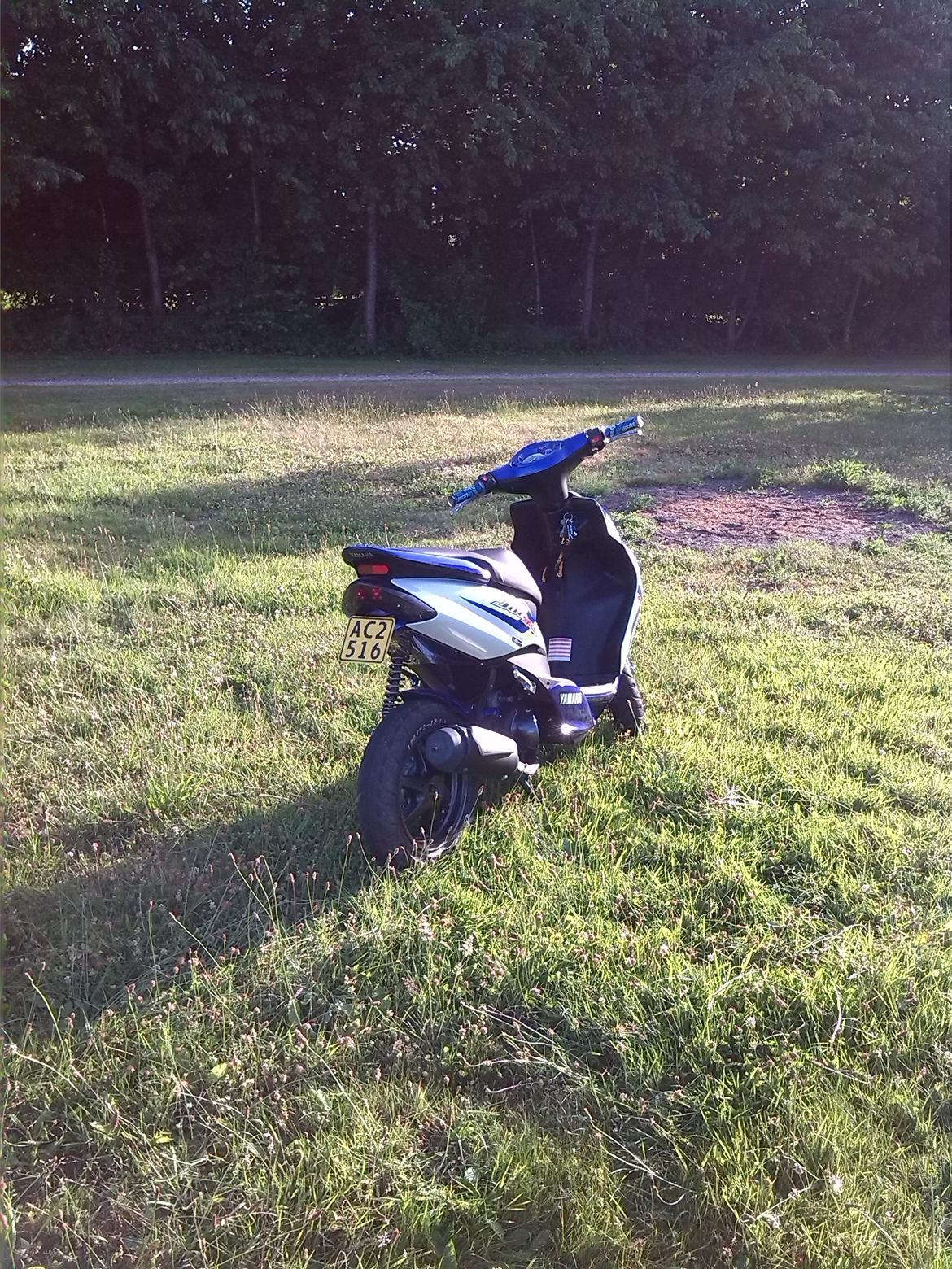 Yamaha jog r - bagfra billede 17