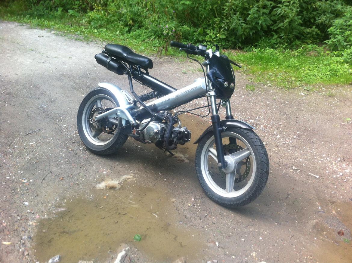 Sachs Madass billede 1