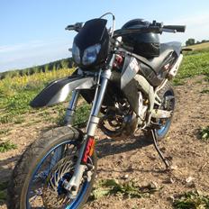 Aprilia sx 50 (my one and only)