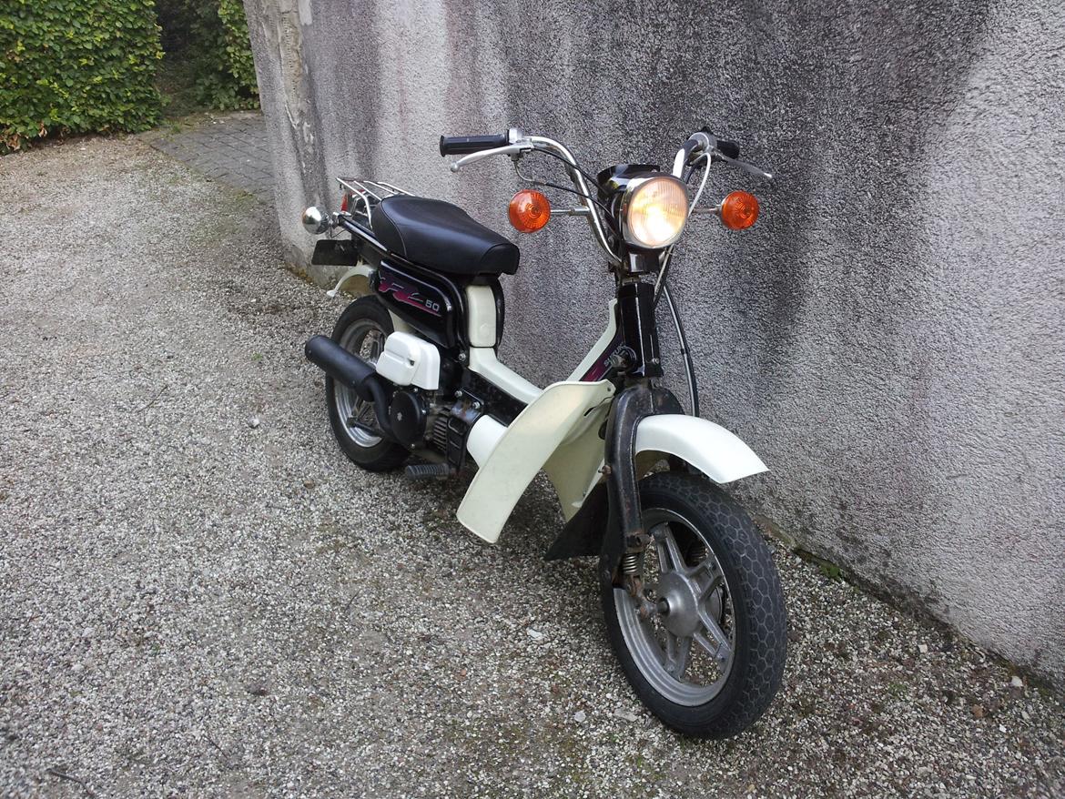 Suzuki FZ50 billede 8